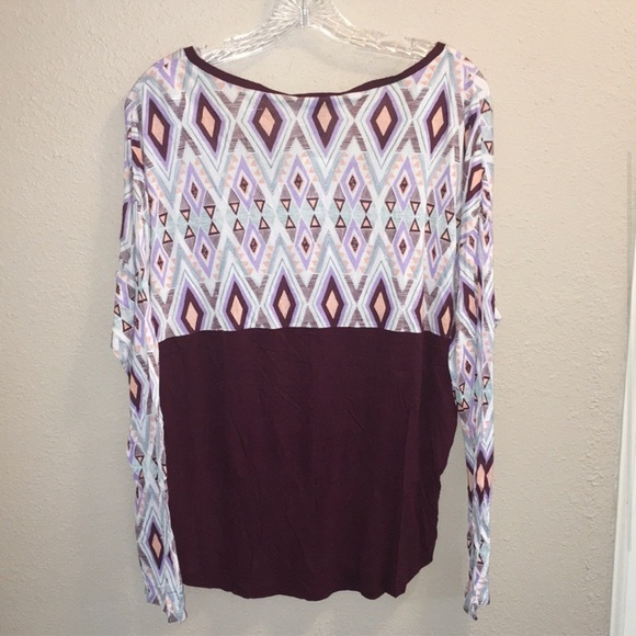 Empyre Tribal Dolman Dark Red Long Sleeve Top Juniors Size Medium - Picture 4 of 5